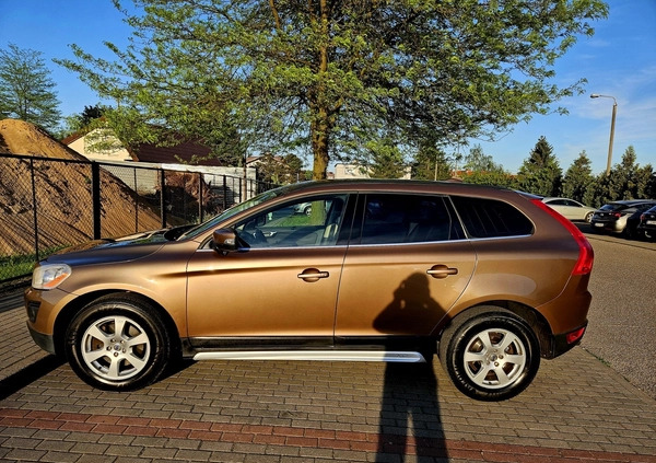 Volvo XC 60 cena 44700 przebieg: 257000, rok produkcji 2010 z Brodnica małe 667